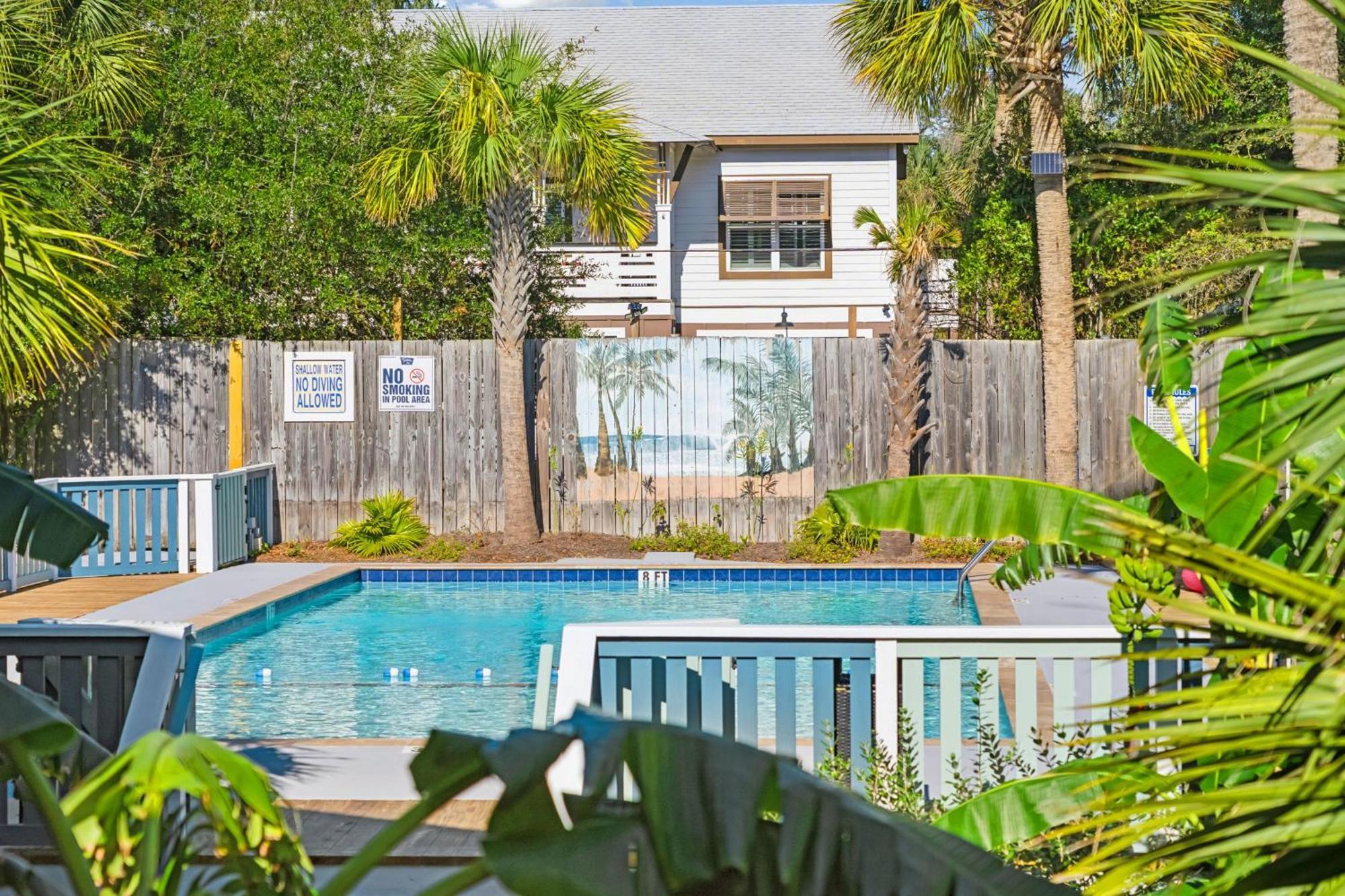 Folliday Inn - The Ariston - Room 34 Folly Beach Exterior photo