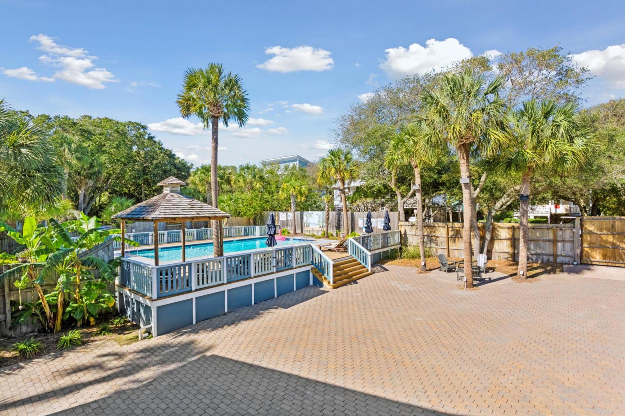 Folliday Inn - The Ariston - Room 34 Folly Beach Exterior photo