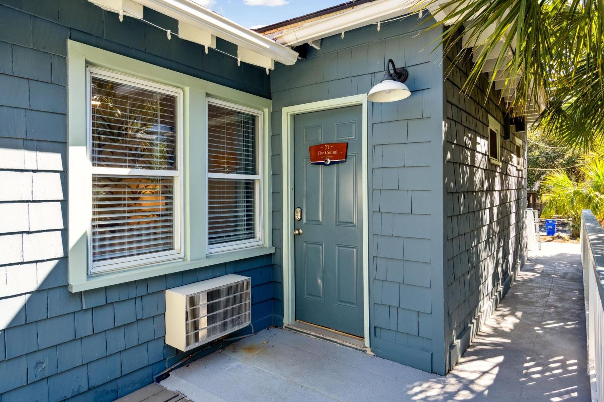 Folliday Inn - The Ariston - Room 34 Folly Beach Exterior photo