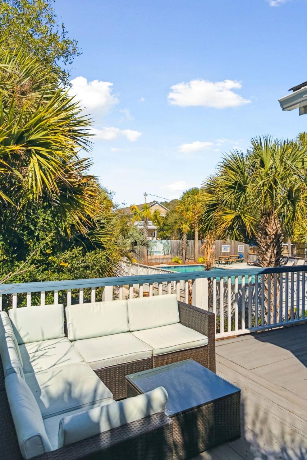 Folliday Inn - The Ariston - Room 34 Folly Beach Exterior photo